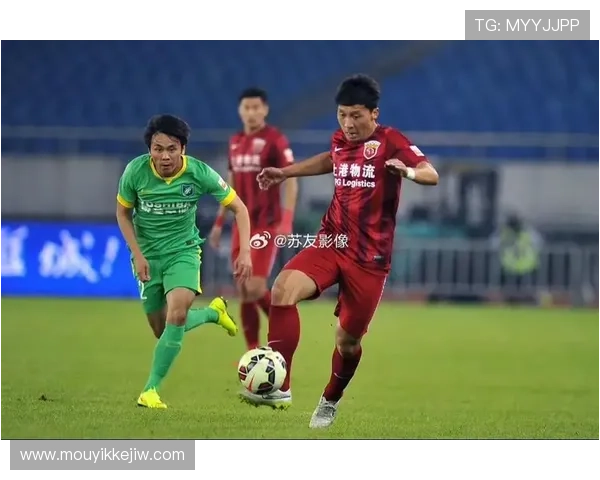 杭州足球队逆袭之路揭秘：从默默无闻到冠军赛的辉煌征程